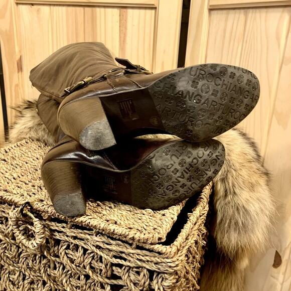 Arturo Chiang Brown Knee High Boots Distressed Leather High Heel Womens Size 7.5 - Picture 13 of 16